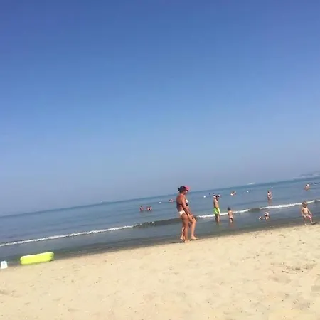 Hotel Reni & Appartments 3*