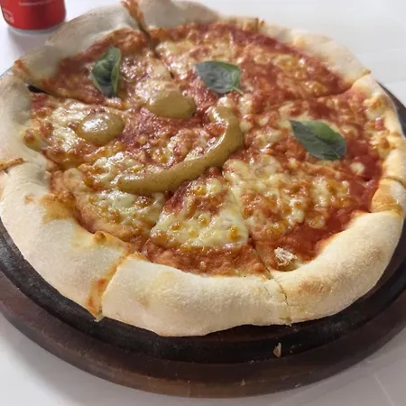 Reni & Appartments Hotel Golem (Tirana)